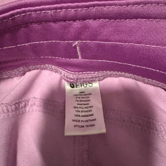 Figs Pink Scrub Set - Picture 3 of 6